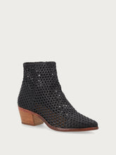 Hand-woven leather ankle boots - Black | FRAU