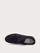 Superleichter Sneaker aus Veloursleder - Blau | FRAU