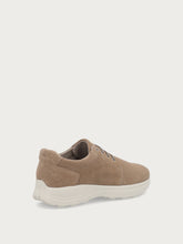 Superleichter Sneaker aus Veloursleder - Sand | FRAU