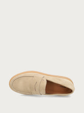 Slip-ons with saddle detail - OATAmber | FRAU