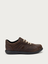 Vintage-effect casual sneakers - Brown | FRAU
