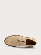 Schnürschuh aus Veloursleder mit Sohle in Kontrastfarbe - Hafer | FRAU