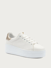 Plateau-Sneaker aus Leder - Weißbronze | FRAU