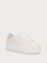 Plateau-Sneaker aus Leder - Weißsilber | FRAU