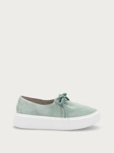 Sneaker mit Verschluss in Blasebalgform - Salbei | FRAU