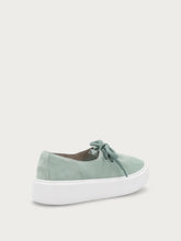 Sneaker mit Verschluss in Blasebalgform - Salbei | FRAU