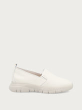 Extraleichter Slip-On aus Leder - Off White | FRAU