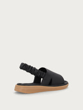 ComfortTech leather sandals with elastic strap - Black | FRAU