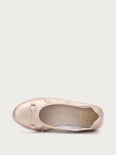 ComfortTech ballet flats with clasp detail - Platinum | FRAU