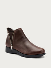 Comfort leather Chelsea boots with decorative zip - Brown | FRAU