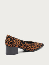 Almond-Cut pumps in leo-print fabric - Leo | FRAU