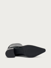 Heeled ankle boots in creased-effect shiny leather - Black | FRAU