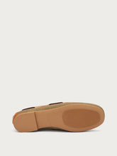 Flache Bootsmokassins aus zwei Materialien - Planet | FRAU