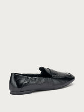 Creased semi-polished leather ruched loafers - Black | FRAU