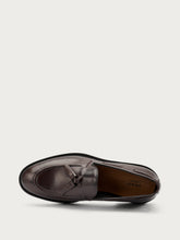 Polished leather loafers with tassels - Mulberry | FRAU