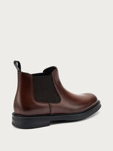 Leather Chelsea boots with tonal elastic - Walnut | FRAU