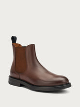 Plain leather Chelsea boots - Walnut | FRAU