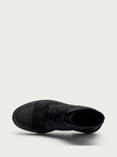 Vintage-effect leather combat boots - Black | FRAU