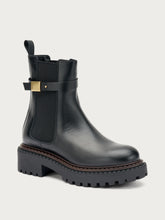 Leather Chelsea boots with strap and double welt sole - Black | FRAU