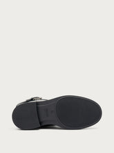 Leather boots with buckle - Black | FRAU