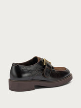 Schnürschuhe aus zwei Materialien mit Schnalle - Dunkelbraun | FRAU