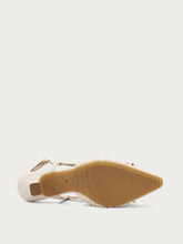 Slingback aus Bouclé mit Absatz und Schmuckdetail - Goldbeige | FRAU