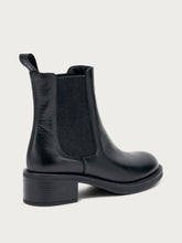 Heeled leather Chelsea boots - Black | FRAU