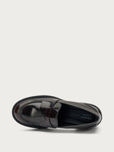 Heeled polished leather loafers - Bordeaux | FRAU