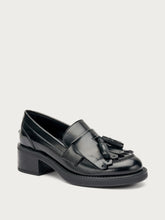 Polished leather loafers with tassels - Black | FRAU