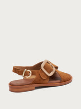 Suede sandals with tonal buckle - Cinnamon | FRAU
