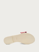 Patent leather sliders - Peony | FRAU