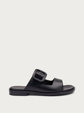 Pantoletten aus Leder mit Schnalle in abgestimmter Farbe - Schwarz | FRAU