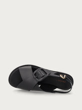 Leather sandals with tonal buckle - Black | FRAU