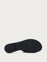 Leather sliders with buckle - Black | FRAU
