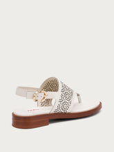 Sandali infradito in pelle traforata - Off White | FRAU