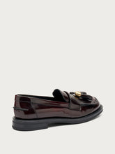 Brushed leather loafers with tassels - Bordeaux | FRAU