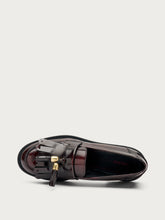 Brushed leather loafers with tassels - Bordeaux | FRAU