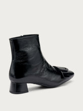 Creased-effect leather ankle boots with heels - Black | FRAU