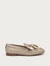 Mocassino in pelle laminata intrecciata con nappine - Platino | FRAU