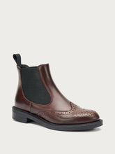 Leather Chelsea boots with wing-tip design - Coffee | FRAU