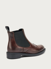 Leather Chelsea boots with wing-tip design - Coffee | FRAU