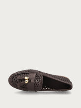 Mocassino in pelle intrecciata con nappine - Ebano | FRAU