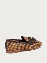 Mokassin aus geflochtenem Leder mit Quästchen - EBENHOLZmou | FRAU