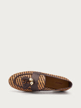 Mokassin aus geflochtenem Leder mit Quästchen - EBENHOLZmou | FRAU