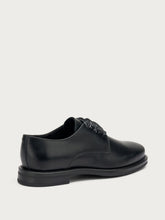 Classic leather lace-ups with satin laces - Black | FRAU