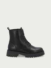 Damen-Schnurstiefel aus Leder in Schwarz mit Profilsohle - Schwarz | FRAU