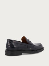 Men's lace-up shoes with wing-tip design in polished blue leather - Blue | FRAU