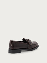 Women's polished brown leather loafers with buckle - Chocolate | FRAU