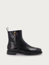 Women's black polished leather ankle boots with zip - Black | FRAU