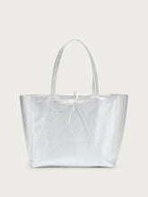 Shopper in pelle laminata - Argento | FRAU